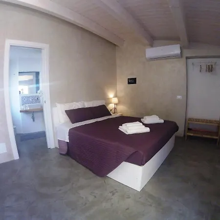 Guest house Kuro *